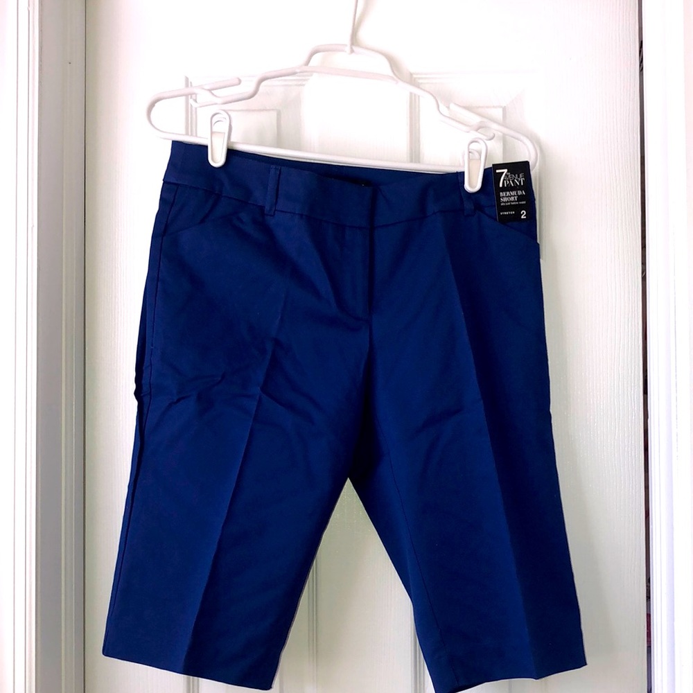 NWT NY&Co stretch bermuda shorts
